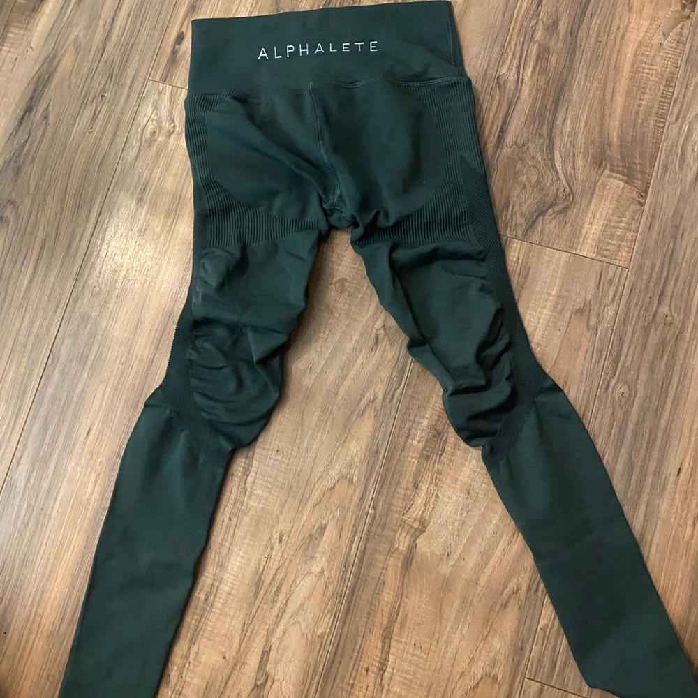 Alphalete leggings